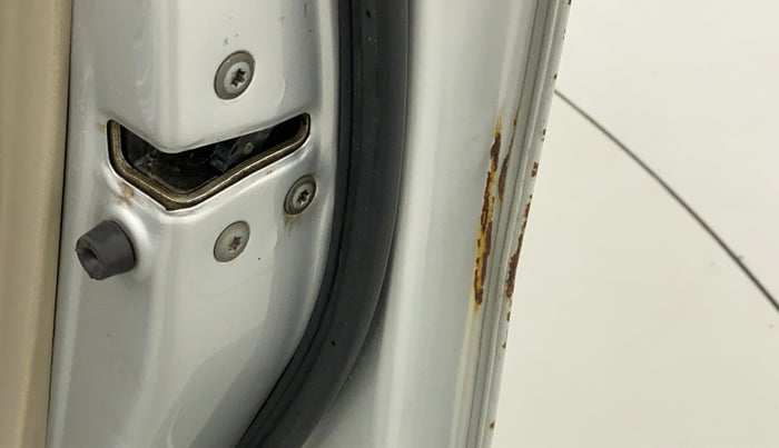 2010 Toyota Corolla Altis G PETROL, Petrol, Manual, 70,184 km, Driver-side door - Slightly rusted