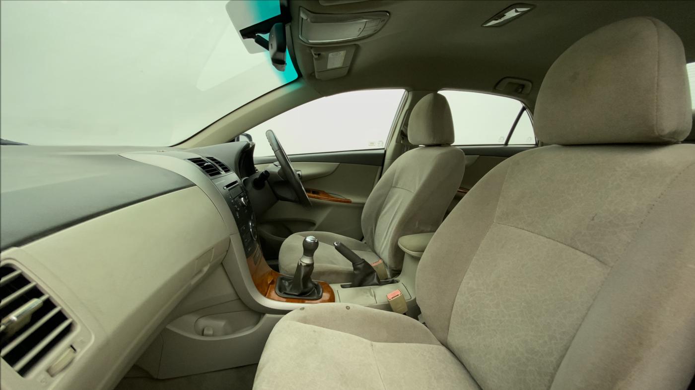 2010 Toyota Corolla Altis G PETROL, Petrol, Manual, 70,184 km, Right Side Front Door Cabin