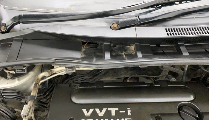 2010 Toyota Corolla Altis G PETROL, Petrol, Manual, 70,184 km, Bonnet (hood) - Cowl vent panel has minor damage