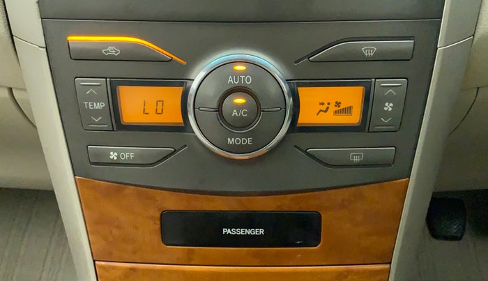 2010 Toyota Corolla Altis G PETROL, Petrol, Manual, 70,184 km, Automatic Climate Control