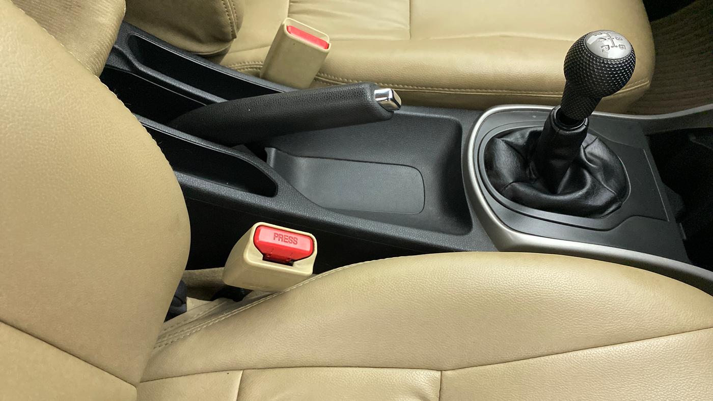2017 Honda City 1.5L I-VTEC V MT, Petrol, Manual, 55,305 km, Gear Lever
