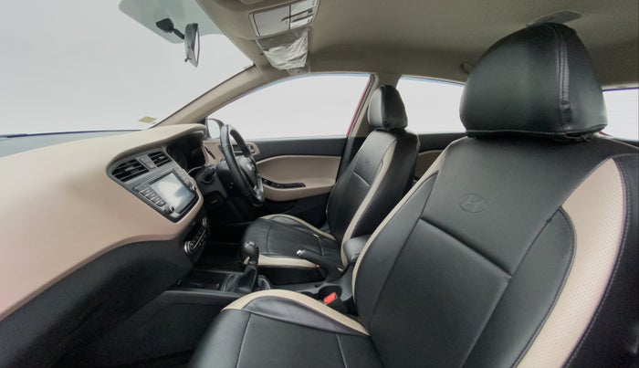2017 Hyundai Elite i20 ASTA 1.2, Petrol, Manual, 24,376 km, Right Side Front Door Cabin