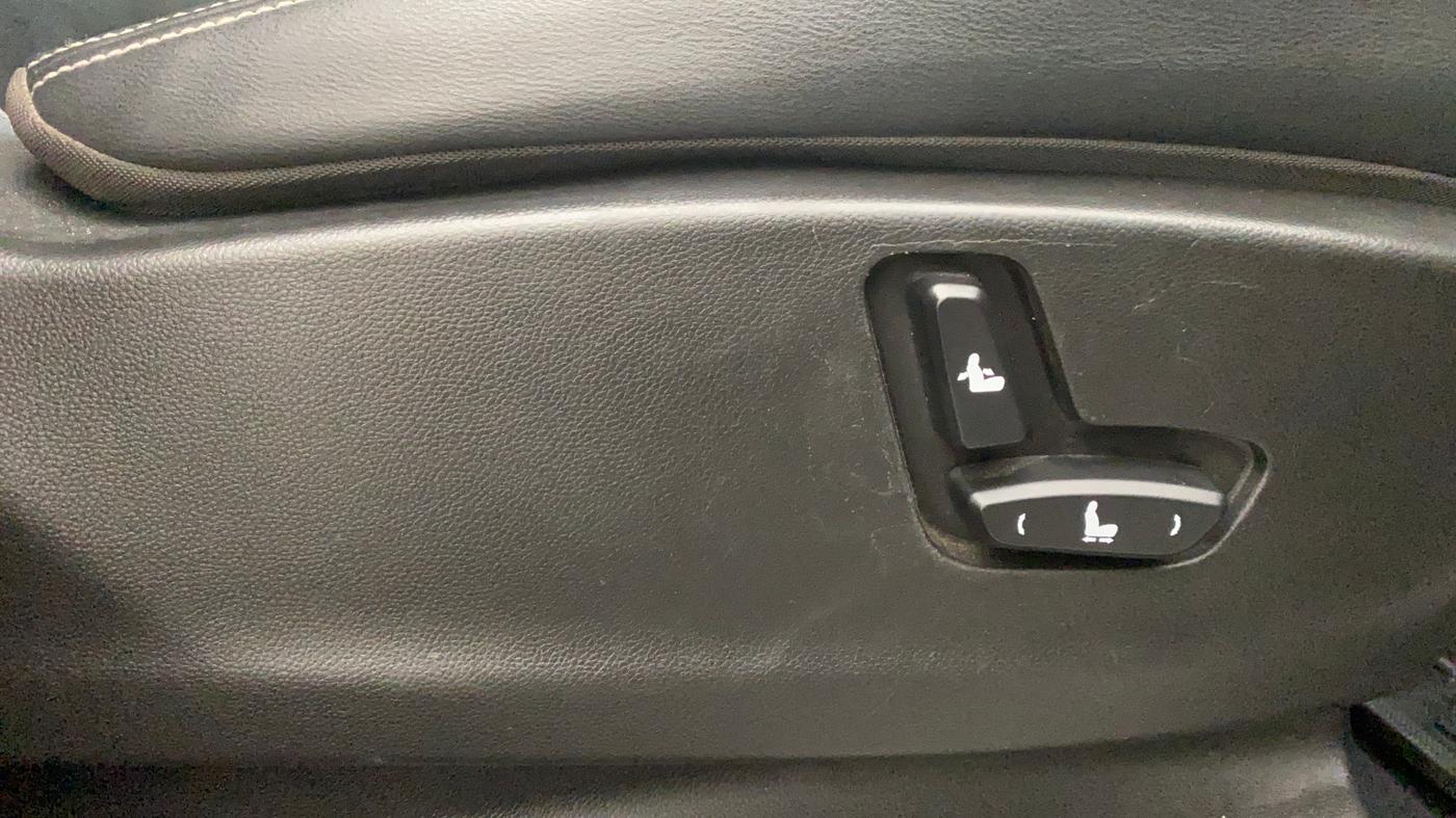 2019 MG HECTOR SHARP 2.0 DIESEL, Diesel, Manual, 96,699 km, Driver Side Adjustment Panel