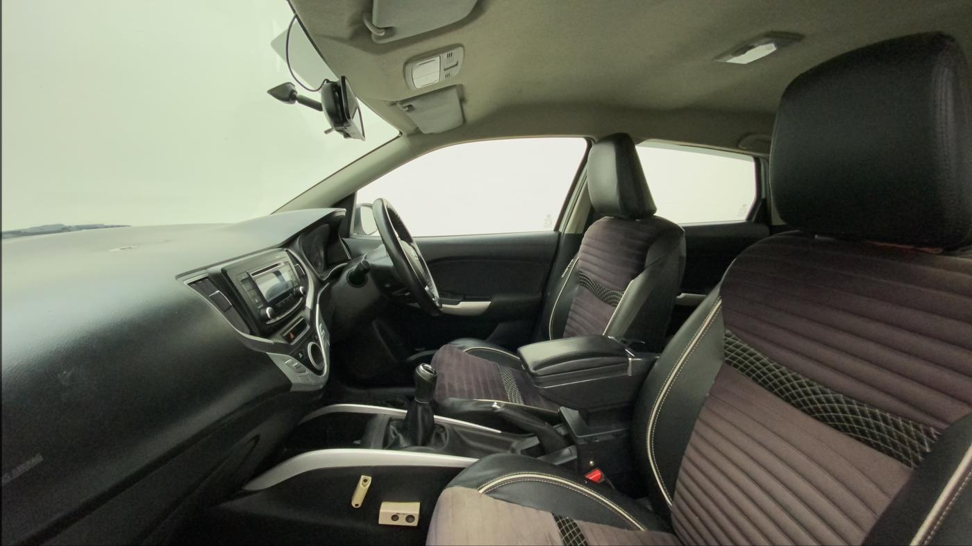 2017 Maruti Baleno DELTA PETROL 1.2, Petrol, Manual, 71,575 km, Right Side Front Door Cabin