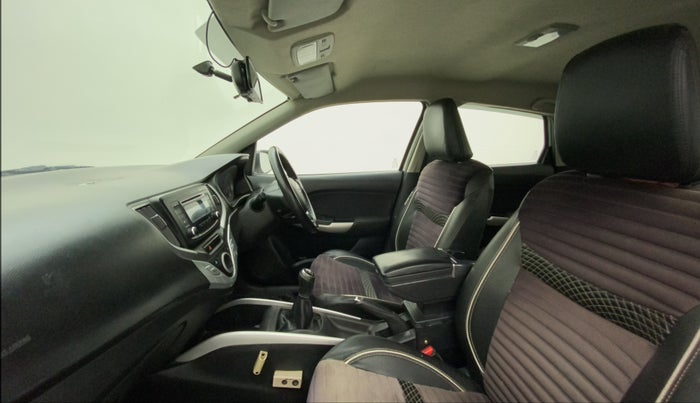 2017 Maruti Baleno DELTA PETROL 1.2, Petrol, Manual, 71,575 km, Right Side Front Door Cabin