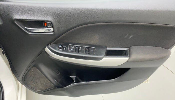 2017 Maruti Baleno DELTA PETROL 1.2, Petrol, Manual, 71,575 km, Driver Side Door Panels Control