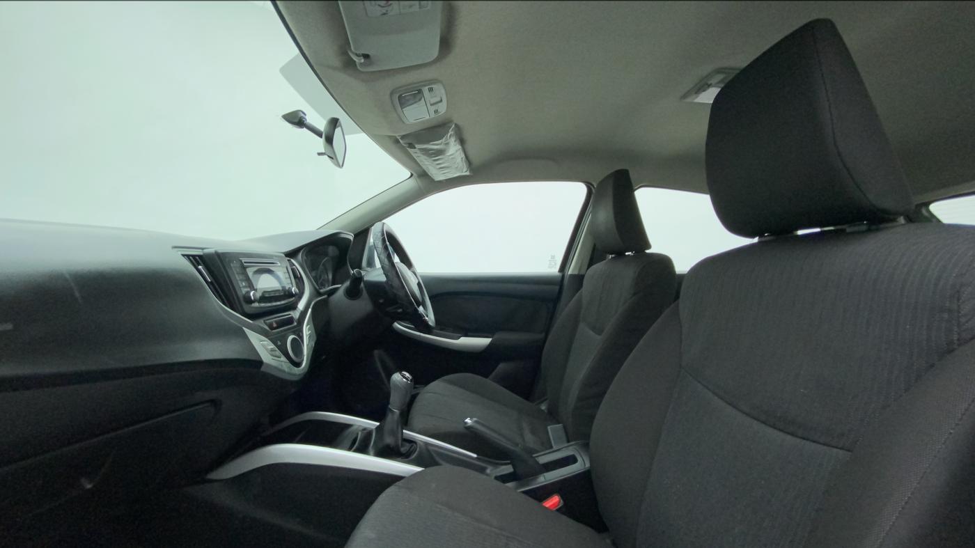 2016 Maruti Baleno DELTA PETROL 1.2, Petrol, Manual, 73,704 km, Right Side Front Door Cabin