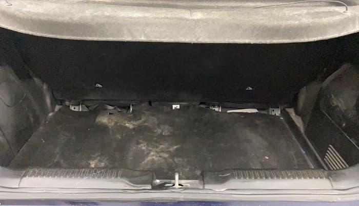 2022 Maruti Swift VXI, Petrol, Manual, 23,859 km, Boot Inside