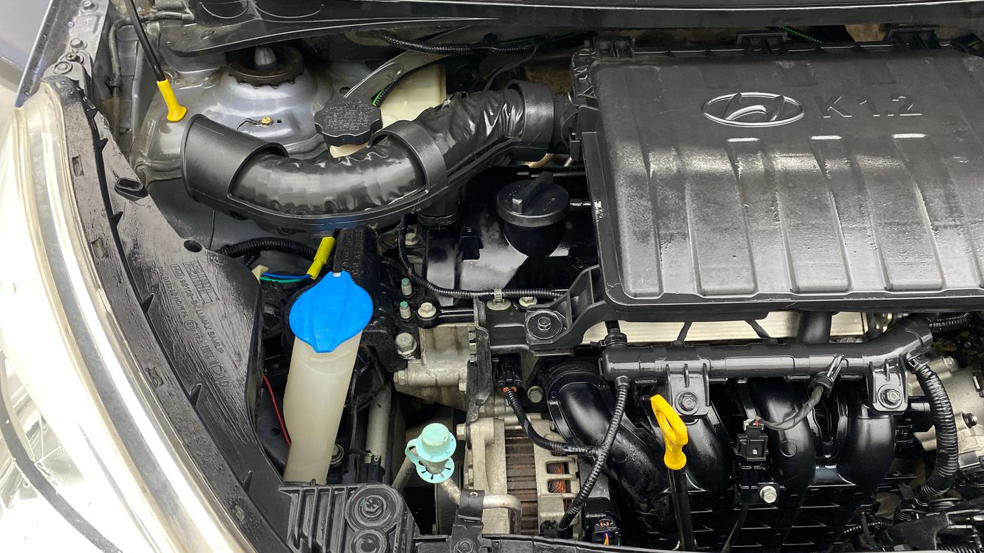 2017 Hyundai Grand i10 SPORTZ (O) 1.2 KAPPA VTVT, Petrol, Manual, 90,452 km, Engine View - Right