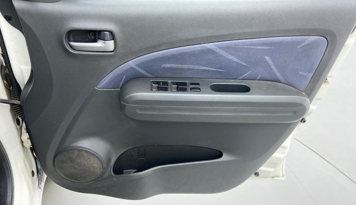 2009 Maruti Ritz VXI, Petrol, Manual, 1,21,194 km, Driver Side Door Panels Control