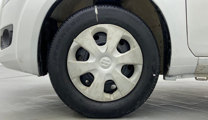 2009 Maruti Ritz VXI, Petrol, Manual, 1,21,194 km, Left Front Wheel