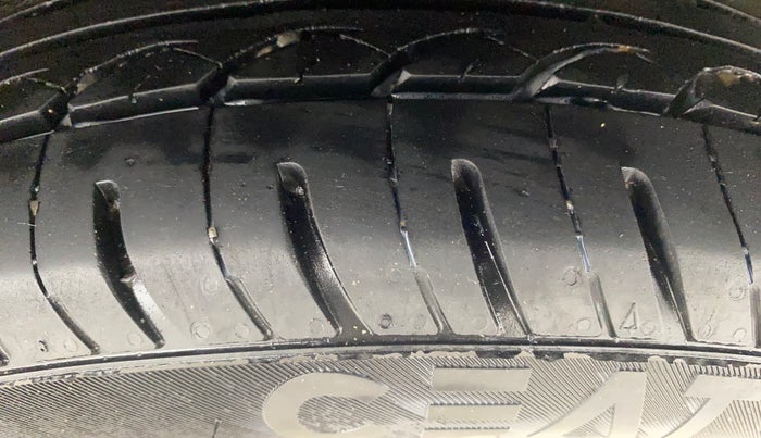 2019 Hyundai Grand i10 SPORTZ 1.2 KAPPA VTVT, Petrol, Manual, 48,441 km, Left Rear Tyre Tread