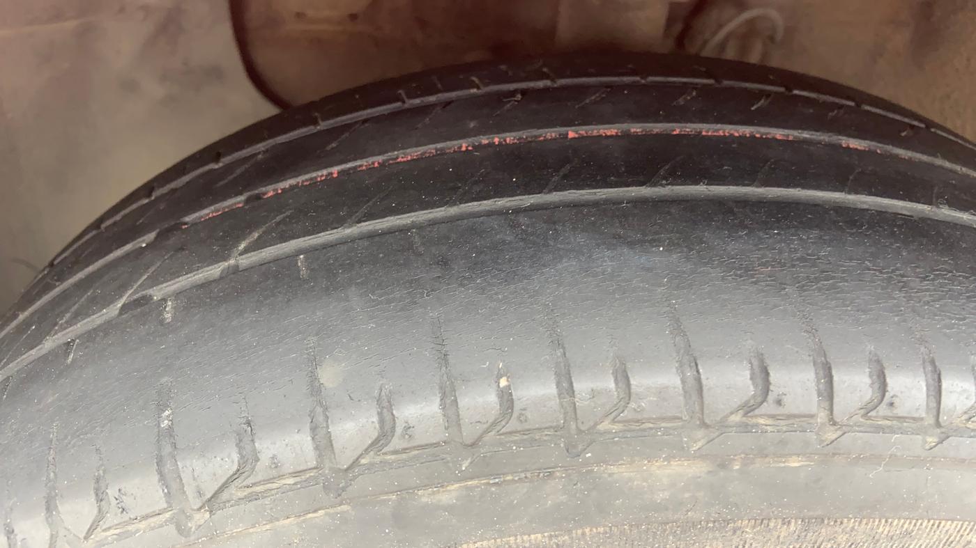 2017 Hyundai Elite i20 ASTA 1.2, Petrol, Manual, 88,765 km, Left Front Tyre Tread