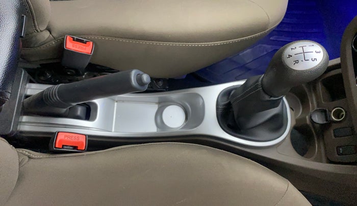 2019 Renault Duster 85 PS RXS MT DIESEL, Diesel, Manual, 43,302 km, Gear Lever