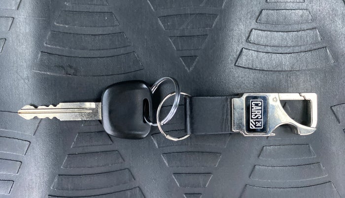 2019 Maruti Eeco 5 STR WITH AC PLUSHTR, Petrol, Manual, 39,728 km, Key Close Up