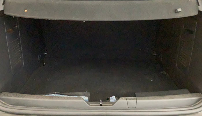 2019 Renault Captur PLATINE DIESEL DUAL TONE, Diesel, Manual, 83,603 km, Boot Inside