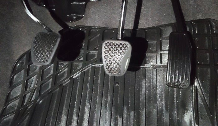 2013 Honda Amaze 1.2L I-VTEC S, Petrol, Manual, 67,118 km, Pedals