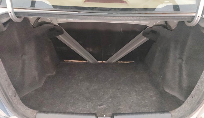 2013 Honda Amaze 1.2L I-VTEC S, Petrol, Manual, 67,118 km, Boot Inside