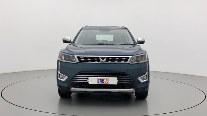 2023 Mahindra XUV300 W8 (O) 1.5 DIESEL, Diesel, Manual, 10,694 km, Front
