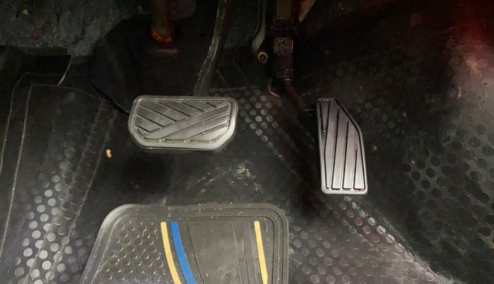 2018 Maruti Baleno ALPHA CVT PETROL 1.2, Petrol, Automatic, 92,368 km, Pedals