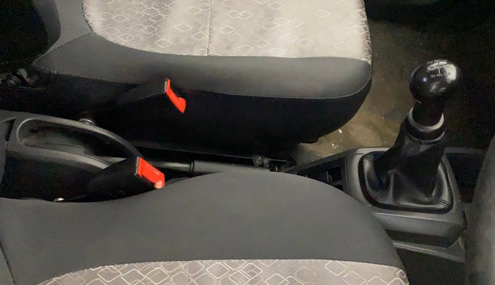 2018 Maruti Alto 800 LXI, Petrol, Manual, 28,873 km, Gear Lever