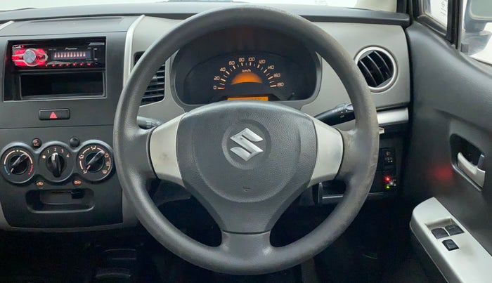 2012 Maruti Wagon R 1.0 LXI, CNG, Manual, 63,347 km, Steering Wheel Close Up