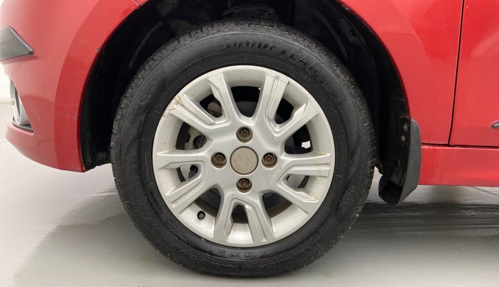 2017 Tata Tiago XZ DIESEL, Diesel, Manual, 68,917 km, Left Front Wheel