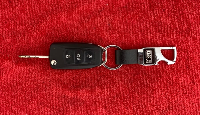 2017 Tata Tiago XZ DIESEL, Diesel, Manual, 68,917 km, Key Close Up