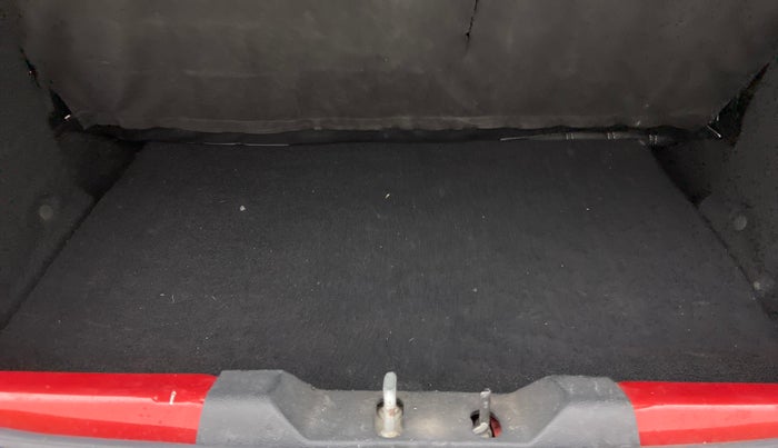 2017 Tata Tiago XZ DIESEL, Diesel, Manual, 68,917 km, Boot Inside