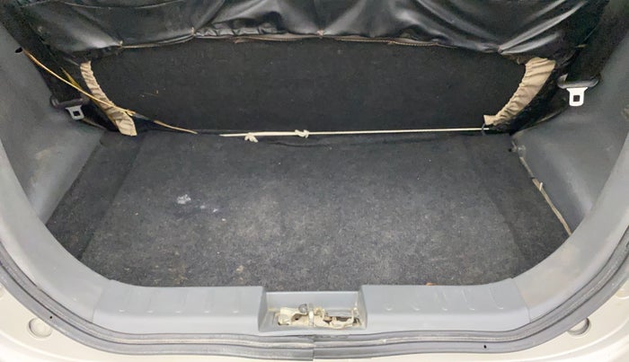 2016 Maruti Alto 800 LXI, Petrol, Manual, 29,781 km, Boot Inside