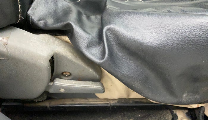 2016 Maruti Alto 800 LXI, Petrol, Manual, 29,781 km, Driver Side Adjustment Panel