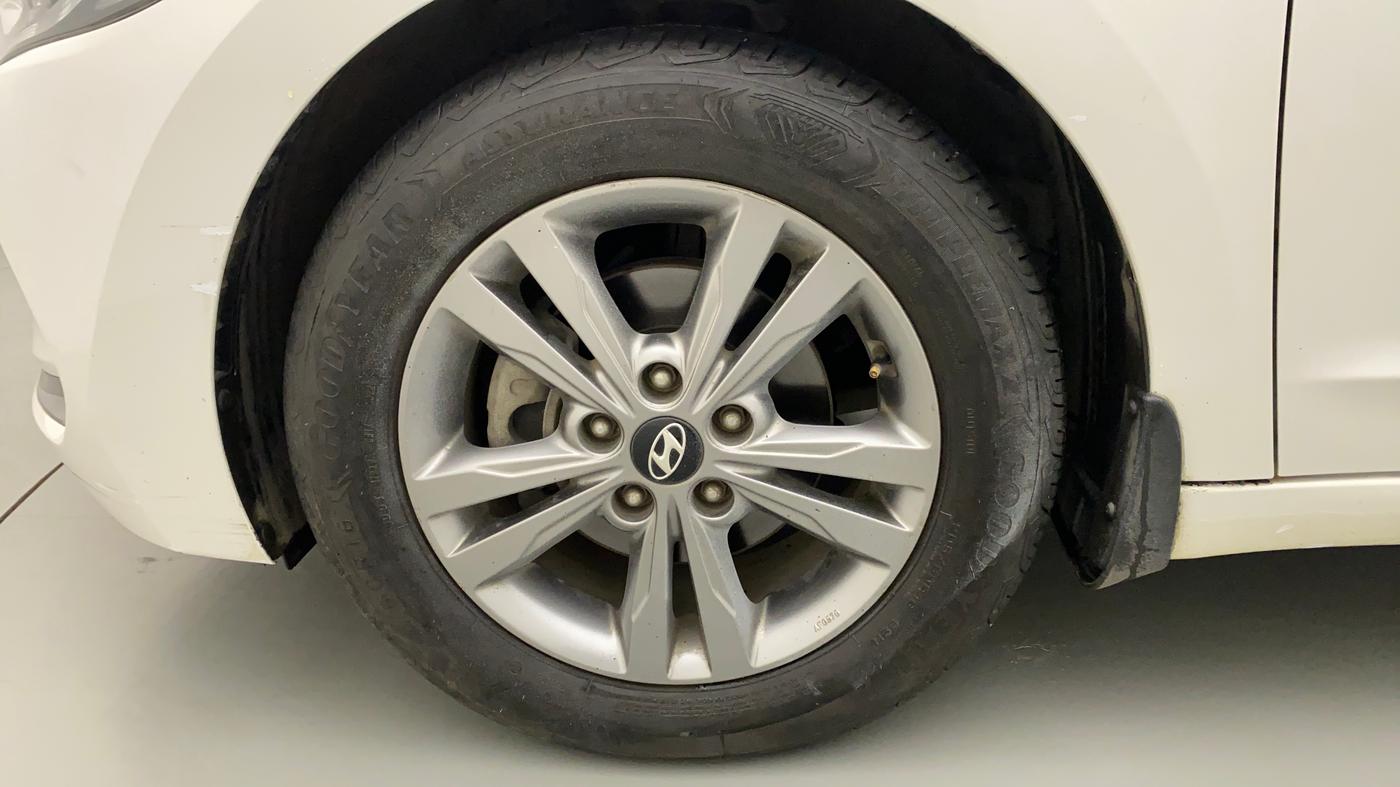 2018 Hyundai New Elantra 2.0 SX(O) AT PETROL, Petrol, Automatic, 67,635 km, Left Front Wheel