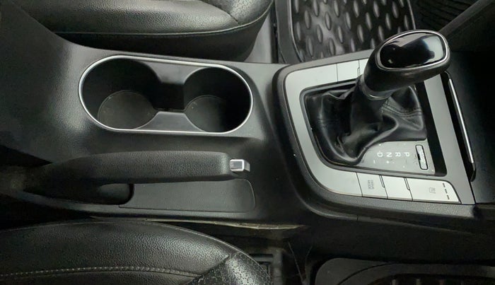 2018 Hyundai New Elantra 2.0 SX(O) AT PETROL, Petrol, Automatic, 67,635 km, Gear Lever