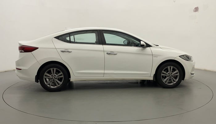 2018 Hyundai New Elantra 2.0 SX(O) AT PETROL, Petrol, Automatic, 67,635 km, Right Side