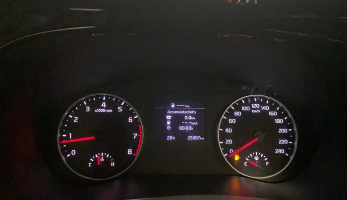 2022 KIA SELTOS HTK PLUS 1.5, Petrol, Manual, 25,876 km, Odometer Image
