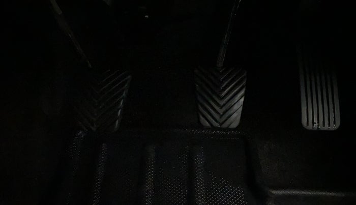 2022 KIA SELTOS HTK PLUS 1.5, Petrol, Manual, 25,876 km, Pedals