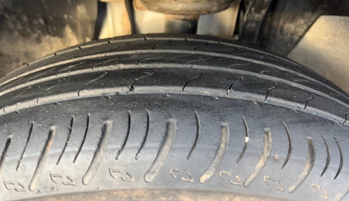 2022 Renault Kiger RXE MT, Petrol, Manual, 39,739 km, Left Front Tyre Tread