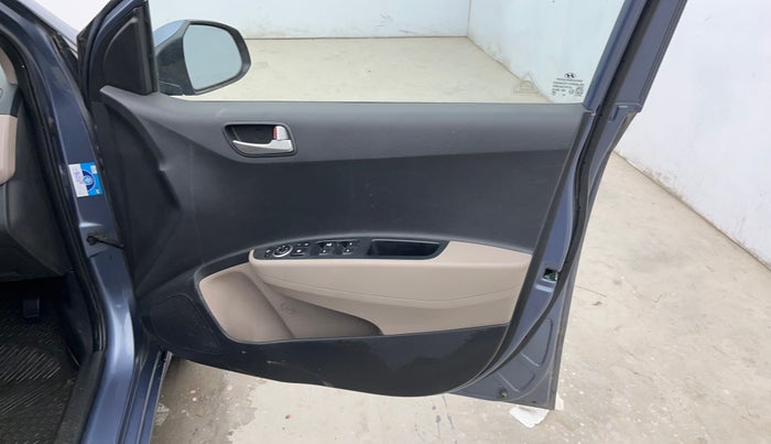 2014 Hyundai Grand i10 ASTA (O) 1.2 KAPPA VTVT, Petrol, Manual, 27,339 km, Driver Side Door Panels Control