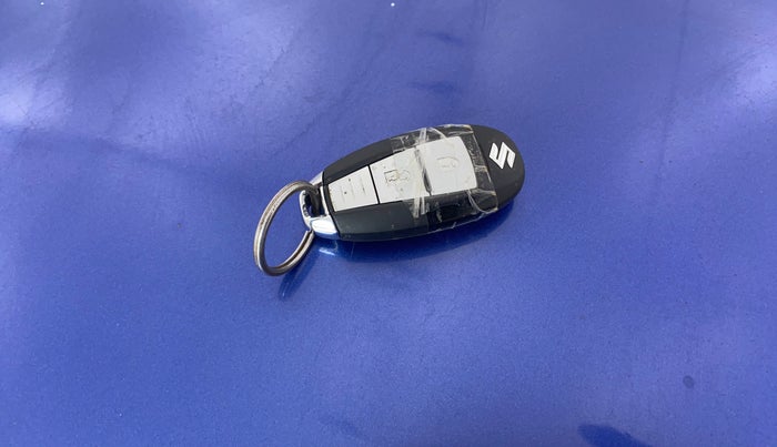 2016 Maruti Baleno ZETA PETROL 1.2, Petrol, Manual, 31,614 km, Key Close Up