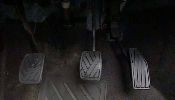 2022 Maruti Swift ZXI PLUS DUAL TONE, Petrol, Manual, 7,066 km, Pedals