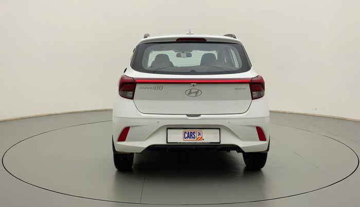 2023 Hyundai GRAND I10 NIOS SPORTZ 1.2 KAPPA VTVT, Petrol, Manual, 1,987 km, Back/Rear