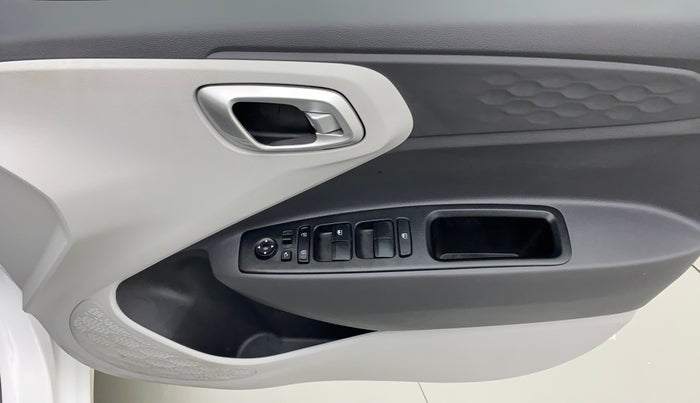 2023 Hyundai GRAND I10 NIOS SPORTZ 1.2 KAPPA VTVT, Petrol, Manual, 1,987 km, Driver Side Door Panels Control