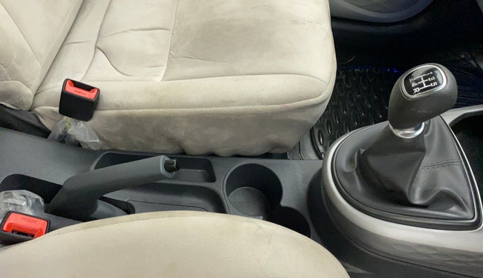 2023 Hyundai GRAND I10 NIOS SPORTZ 1.2 KAPPA VTVT, Petrol, Manual, 1,987 km, Gear Lever