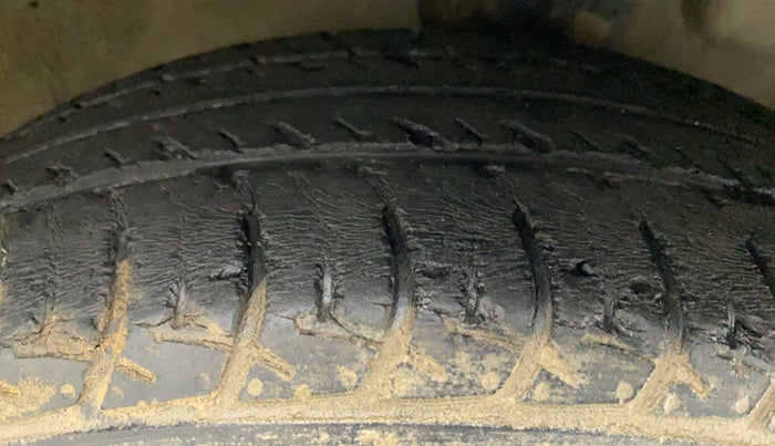 2017 Maruti Celerio VXI, Petrol, Manual, 51,832 km, Right Front Tyre Tread