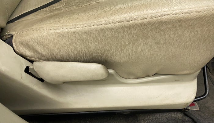 2017 Maruti Celerio VXI, Petrol, Manual, 51,832 km, Driver Side Adjustment Panel