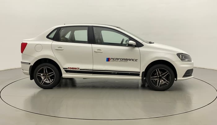 2018 Volkswagen Ameo COMFORTLINE 1.0L, Petrol, Manual, 17,735 km, Right Side View