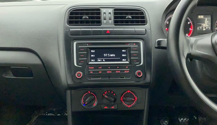 2018 Volkswagen Ameo COMFORTLINE 1.0L, Petrol, Manual, 17,735 km, Air Conditioner