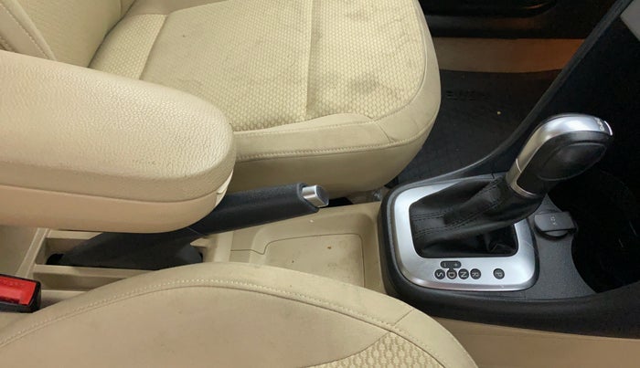 2019 Volkswagen Ameo HIGHLINE PLUS DSG 1.5, Diesel, Automatic, 11,883 km, Gear Lever