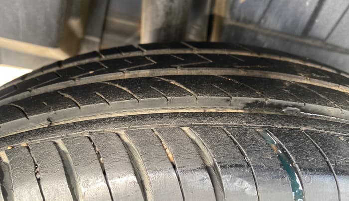2020 Maruti Dzire VXI, Petrol, Manual, 41,484 km, Right Rear Tyre Tread