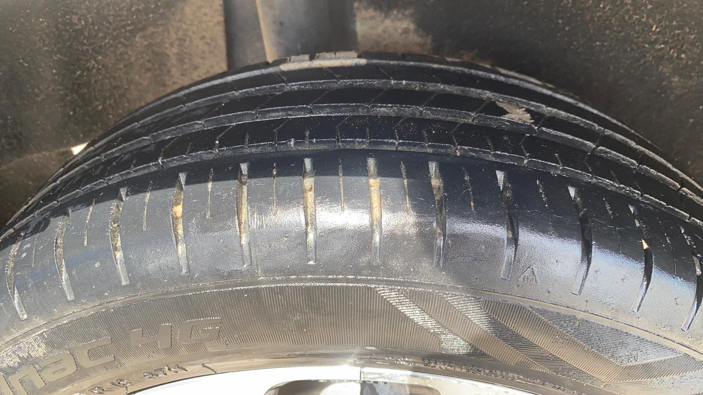 2019 Toyota Glanza V CVT, Petrol, Automatic, 57,126 km, Right Rear Tyre Tread